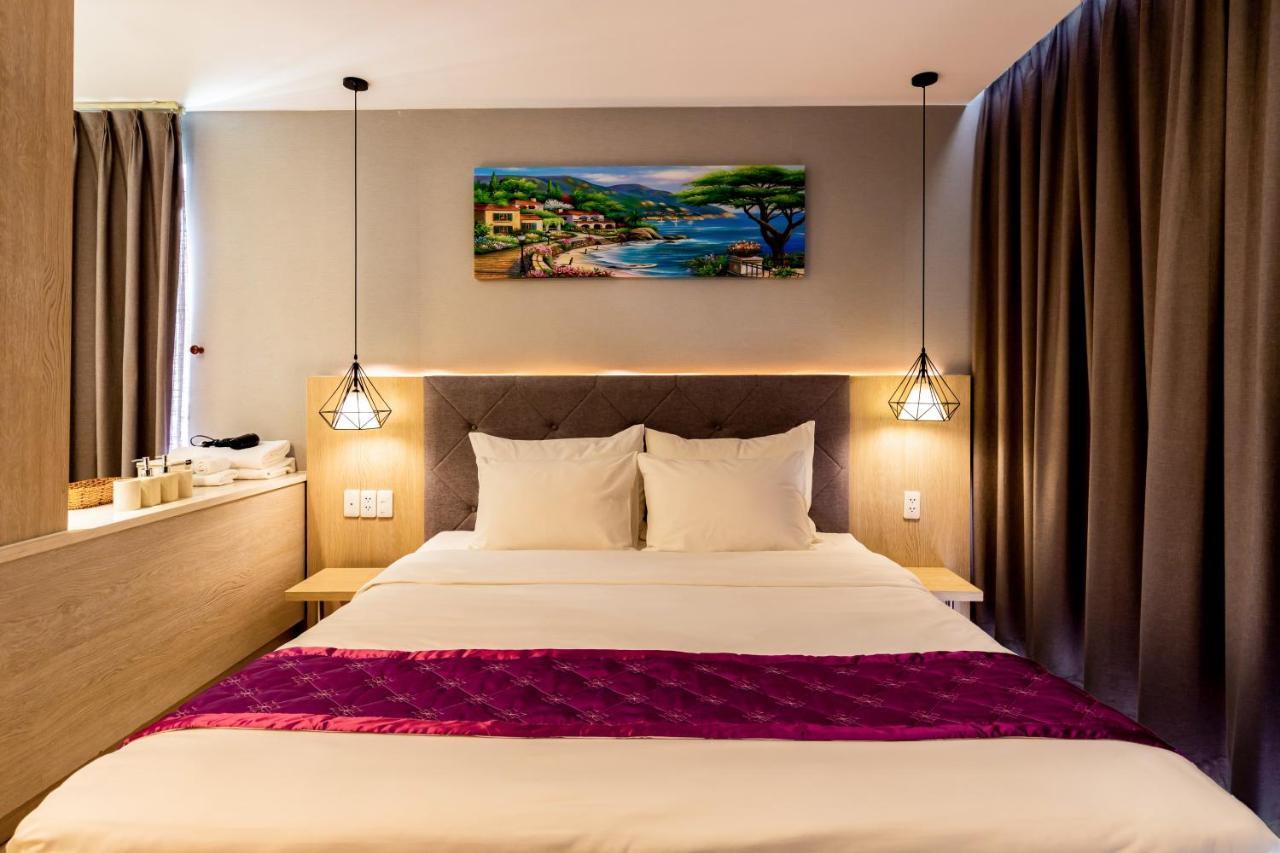 Okinawa Villas And Beach Club - Oceanami Resort Long Hải Exterior foto