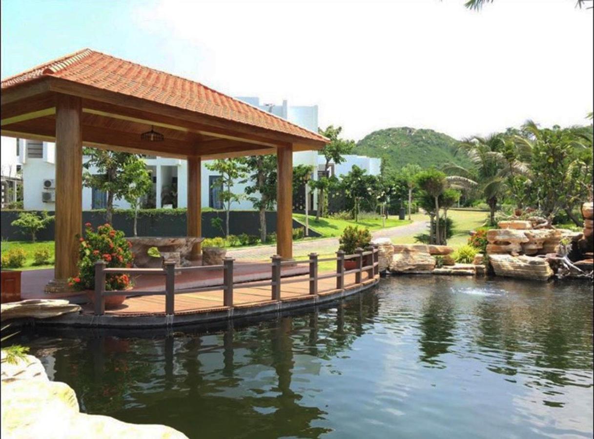 Okinawa Villas And Beach Club - Oceanami Resort Long Hải Exterior foto