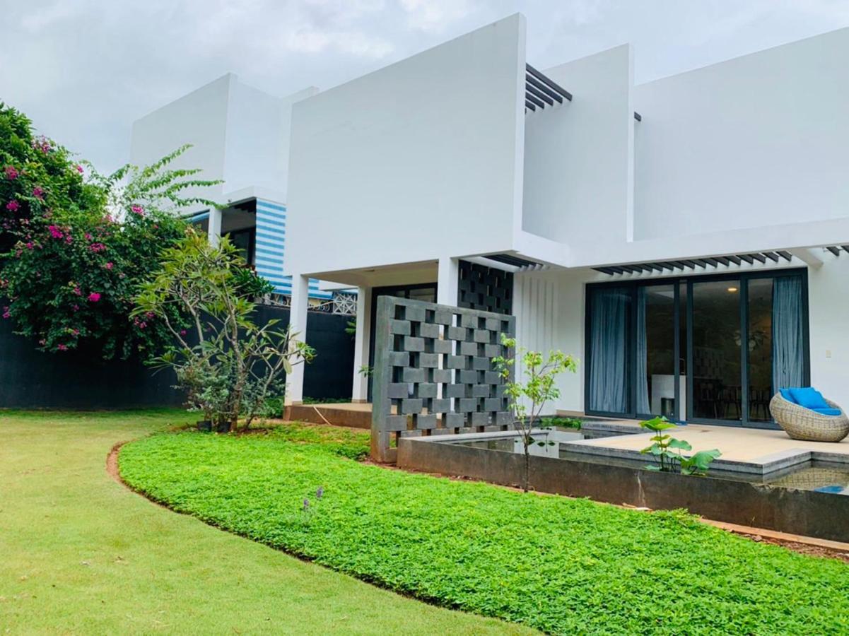 Okinawa Villas And Beach Club - Oceanami Resort Long Hải Exterior foto