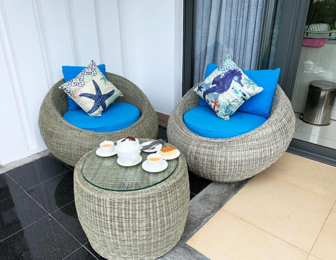 Okinawa Villas And Beach Club - Oceanami Resort Long Hải Exterior foto
