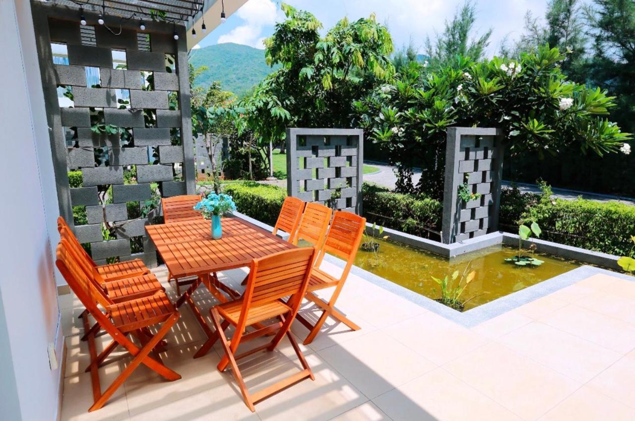 Okinawa Villas And Beach Club - Oceanami Resort Long Hải Exterior foto
